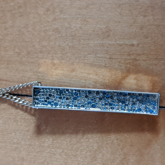 Gorgeous St. John Long 30" Pendant Necklace - Picture 5 of 6